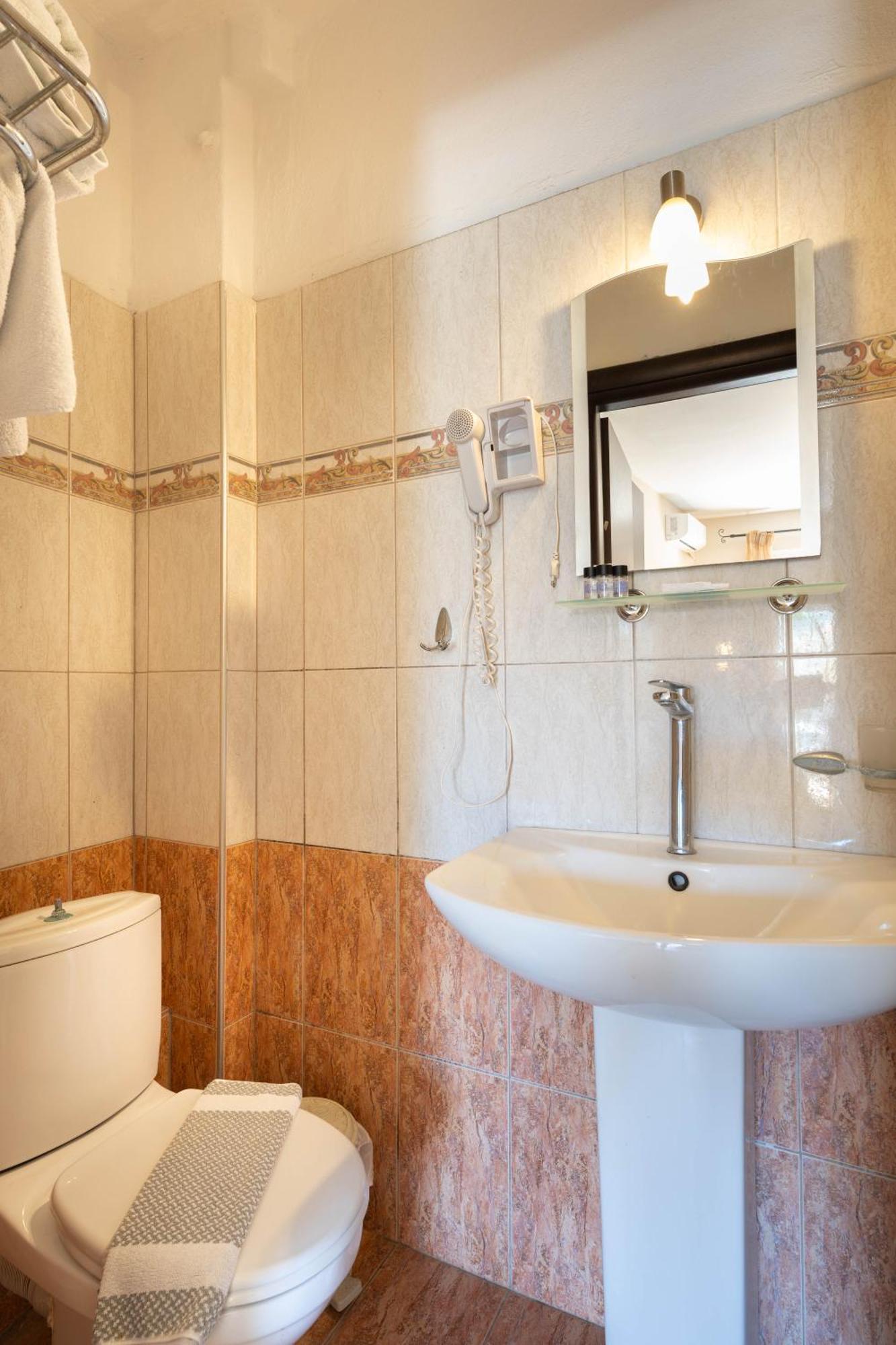 Kipos Resort Nea Peramos  Ngoại thất bức ảnh